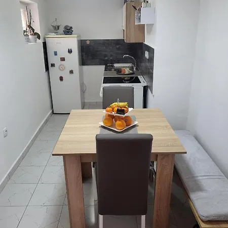 Tica3 Apartment